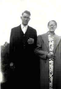 (169 KB)
 
Mary Alma Breazeale and John Malcolm Pittman
(Click on Picture to View Full Size)